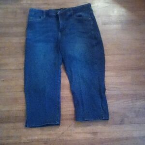 Liz Claiborne Capris